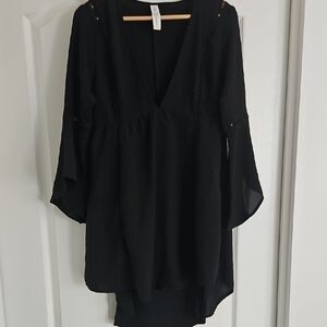 Black Swimsuit Cover/ Resort Wear